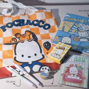 Sanrio Pochacco Papelaria Pacote Presente Conjunto Com Sacola De Compras De Algodão Sanrio Desenho Animado Verde A4 Caderno Carta De Pôquer Caneta Adesivos Clipe Pacote E