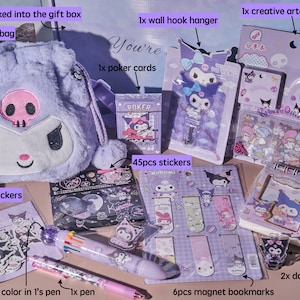 Sanrio KUROMI - Juego de regalo de papelería, bolsa de peluche, marcador morado, gancho de pared, bolígrafo, pegatina, llavero, clip, cuaderno de póquer, paquete F