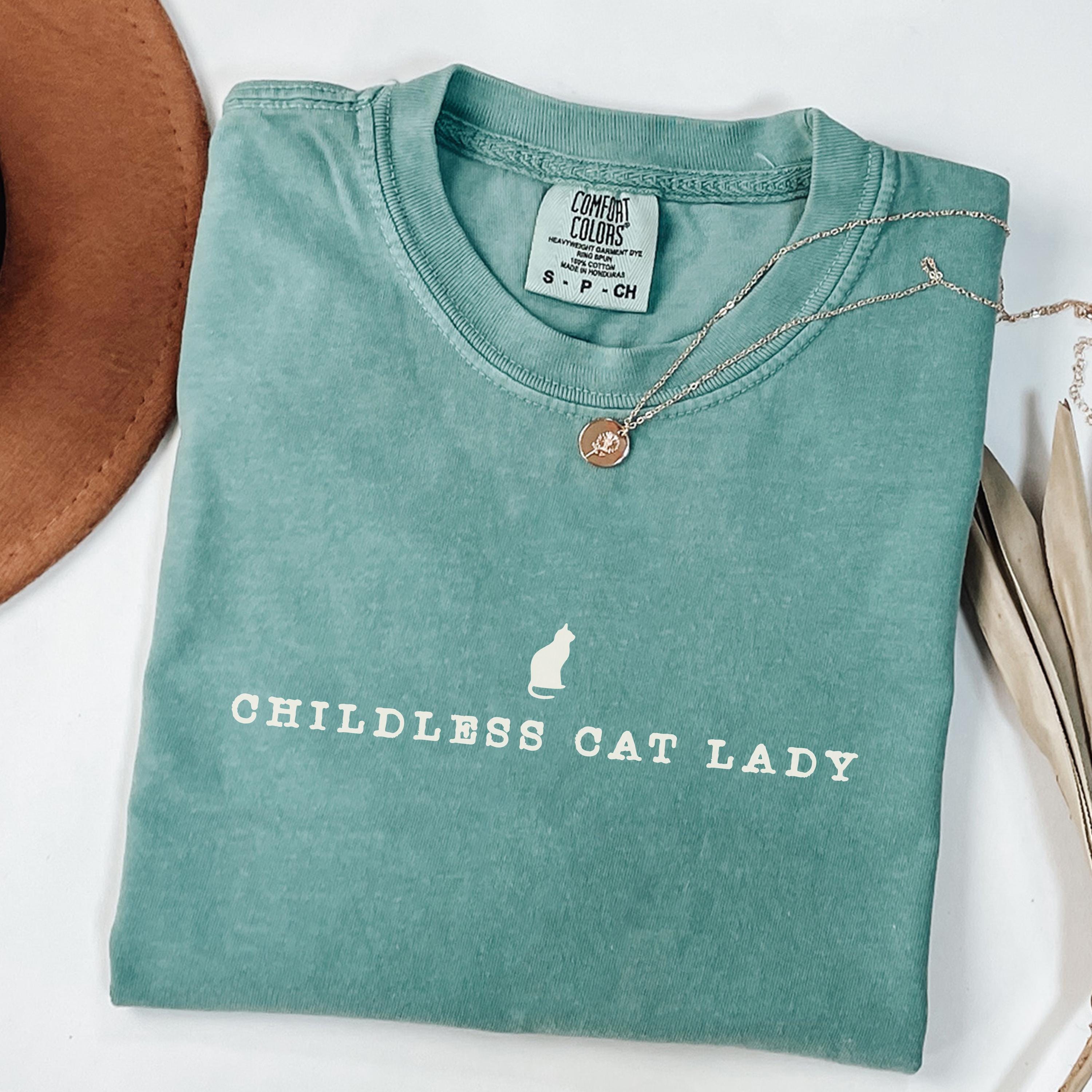Childless Cat Lady Minimal Comfort Colors® Shirt, Proud Cat Lady T-shirt, Gift for Cat Mom and Grandma Era Crewneck Tee, Feminist Gift Shirt