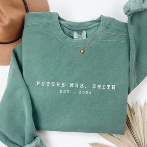 Engagement Gift for Her Future Mrs Personalized Comfort Colors® Sweatshirt with EST Year, Custom Engaged Era Fiancee Gift for Future Bride