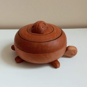 Handmade Wooden Turtle Ladybug Box: Natural Jewelry Trinket Box