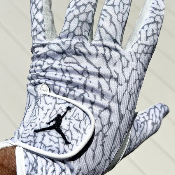 Air Jordan Golf Glove Elephant print “Ghost” glove white and grey