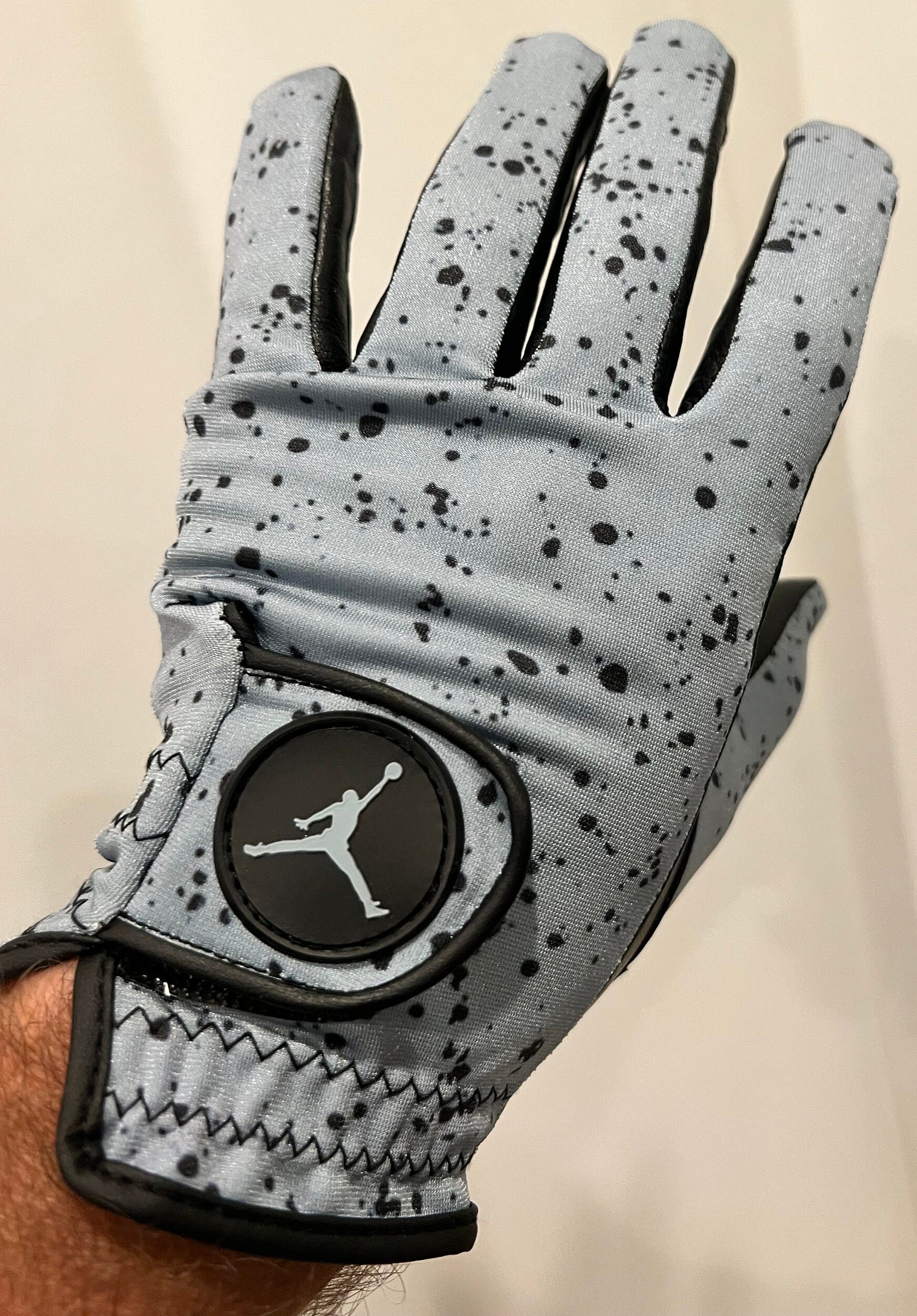 Air Jordan Golf Glove Cement Grey IV 