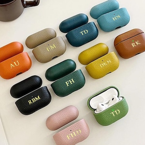 Monogram premium lederen hoes, gepersonaliseerde lederen AirPods 1,2,3,4 en Pro 1, 2-hoes, op maat gegraveerde AirPods-hoes
