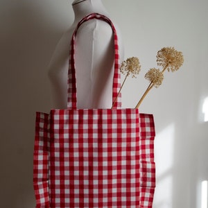 Gingham Totebag/Cotton Totebag/Bolso de mano con volantes hecho a mano/ Bolso de mano con volantes/Tote con volantes sostenible imagen 5