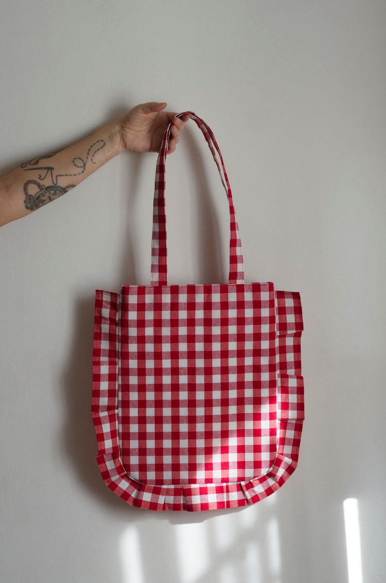 Gingham Totebag/Cotton Totebag/Bolso de mano con volantes hecho a mano/ Bolso de mano con volantes/Tote con volantes sostenible imagen 4