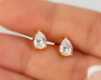 Drop Cut White Topaz Earrings 14K Solid Gold, April Birthstone Earring, Perfect Gift for Mother's Day - Girlfriend - Wife