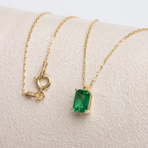Rectangle 14K Solid Gold Emerald Necklace, Rectangle Emerald Necklace, Birthstone Necklace, Perfect Gift for Mother's Day