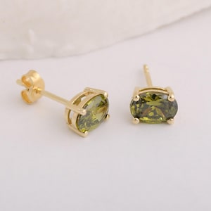 Elegant Oval Stud Earrings in 14K Solid Gold with Peridot,Perfect Christmas Gift, August BirthdayJewelrys, Chic Accessory, Peridot Earrings