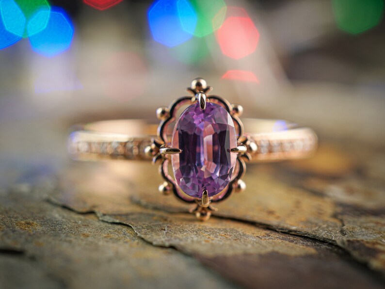 Vintage alexandrite diamond solid gold ring front view. Unique vintage color changing alexandrite ring. Solid gold diamond engagement Ring, 8K Solid gold moissanite ring. Ethical diamond dainty bridal ring front view, Tali Jewelry Ring
