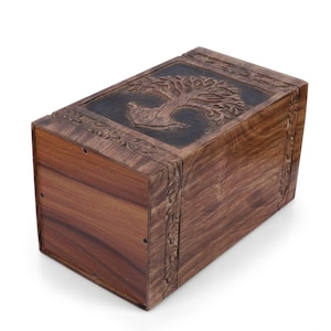 Handcrafted Wooden Urn – Elegant Memorial Keepsake, Personalized Funeral Urn, Unique Tribute for Loved Ones, Rustic Home or Burial Urn