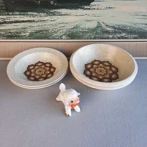 image shows Royal Worcester Palissy Kalabar shallow and deep bowls, and a little dish in 70s geometric design for casual dining