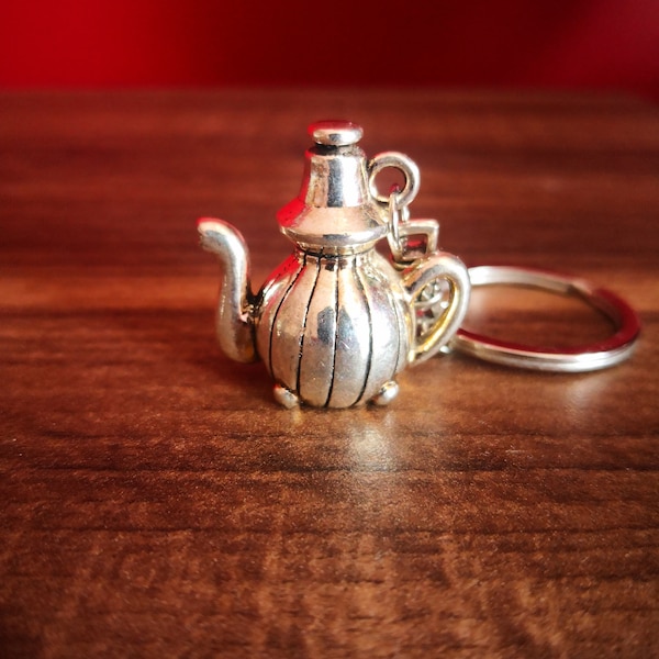 Porte-clés de théière artisanale marocaine en acier inoxydable, vintage