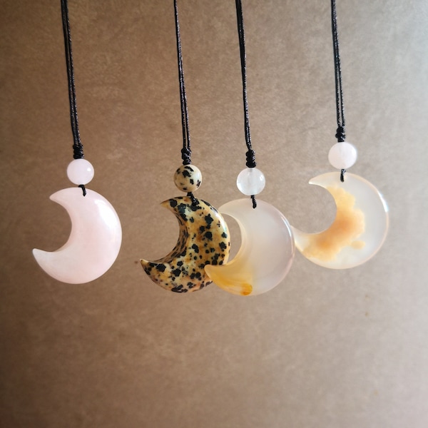 Pendentif Lune en Pierre Naturelle d'Agate Cerisier/Jaspe Dalmatien/Quartz rose/Agate blanche, cordon taille réglable