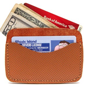 Cartera de cuero cosida a mano: hecha a mano y personalizada, tarjetero duradero para hombre, regalo para padrinos de boda, tarjetero atemporal para hombres con estilo.