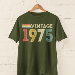 44th Birthday Gift Idea Vintage 1975 T-Shirt Men Women 44th Birthday Gift Idea Vintage 1975 T-Shirt Men Women