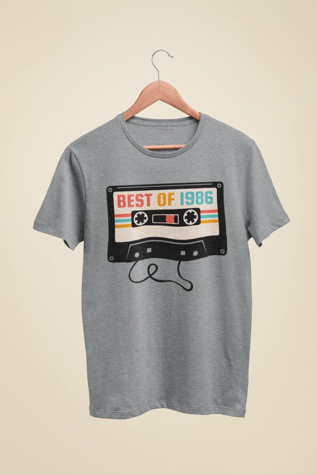 レトロ40周年記念Tシャツ：1986年カセットテープグラフィック40 in