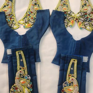 Handgefertigtes Gourang Mahaprabhu Kleid, Gesticktes Gaura Nitai Gottheiten Outfit, Seide Dhoti Kurta Set, Benutzerdefinierte Größen, Hergestellt in Holy Vrindavan