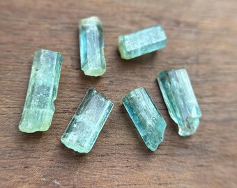 Lápices de cristal de aguamarina crudo, lápices de piedras preciosas naturales (lote de 6 piezas)