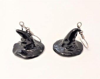 Black Clay Witch Hat Earrings, Halloween earrings, Fall earrings, Spooky earrings, Scary Earrings, Halloween jewelry
