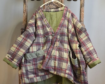 100% Baumwolle Frauen Gesteppte chinesische Jacke mit Hanfu-Stil und Taschen 230514w
