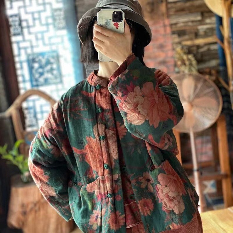 100 Prozent Baumwolle Frauen gesteppte chinesische Jacke mit traditionellem Muster 231709a Bild 1