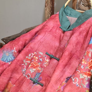 Giacca cinese trapuntata da donna in cotone e lino con stampa vintage e tasche 231913 immagine 8