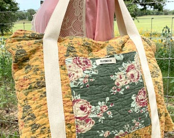 Vintage Quilt Patchwork Weekender Bag 5 Piece Set Zippered Tote/Wristlet/ID Debit Card Holder/Key Fob Ring/Hand Sanitizer Holder Unique OOAK