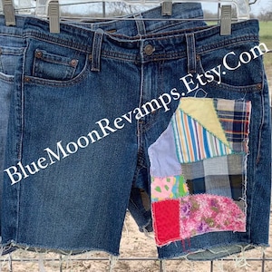 Vintage Levis Shorts Ladies Size 9 Patched Vintage Quilt Piece Distressed Faded Bohemian Hippie Style Cut-Offs Upcycled Mom Shorts