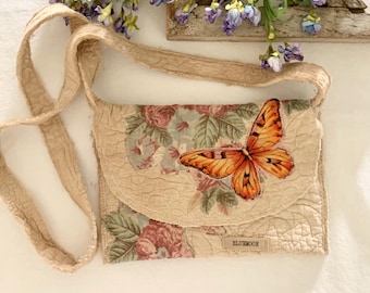 CUTE Over the Shoulder Vintage Quilt Crossbody Bag Patchwork Appliqued Casual Everyday Living Bag ‘LOVE’ Long Shoulder Strap Snap Closure