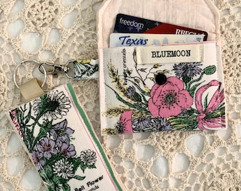 Vintage Quilt ID Holder Debit/Credit Card Holder Business/Calling Card Holder With Key Ring Clasp & Key Ring Combo Set