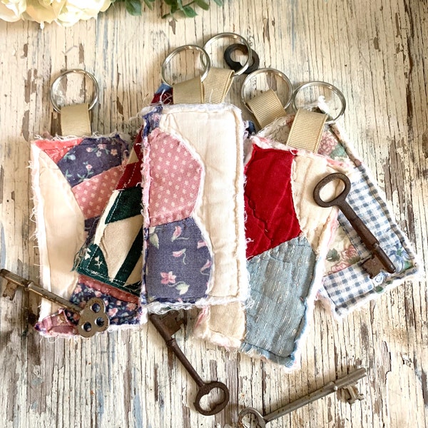 Vintage Quilt Keychain Key Fob Dresden Plate/Patchwork Squares/Circle/Tulip/Butterfly Appliqué Patterns