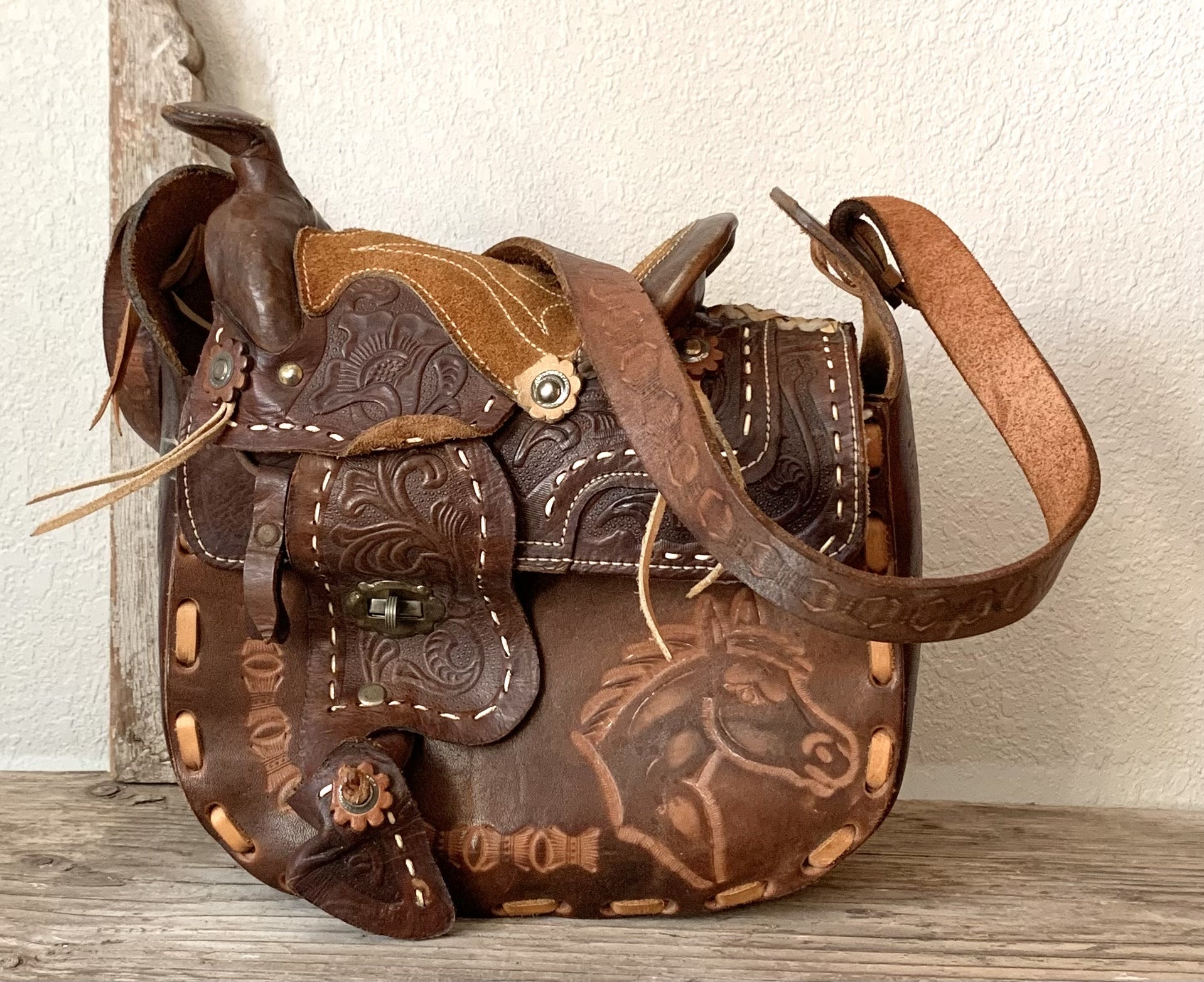 Vintage leather saddle purse hotsell