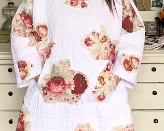Vintage Quilt Sweatshirt Pullover Jacket Oversized X-Large With Hat Boho Trendy Quilt Clothing Oversized for Layering-Comfy Roses
