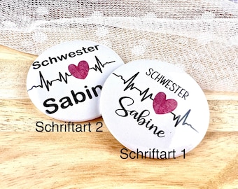 Button Namensschild Krankenschwester Pflege Personal personalisiert