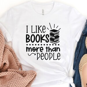 Bücher Liebhaber Bibliothekar Shirt, Lesen Shirt, Buch Liebhaber Shirt, Bücher Liebhaber Shirt, Bücherwurm Shirt, Geschenk für sie, Buch Club Shirt, Nerd Shirt