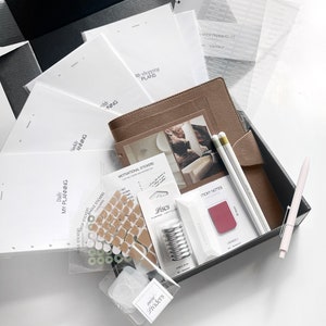 A5 Discbound Planer-Box &quot;Pecan&quot;, Planer Starter Kit, Discbound Planer Set mit Einlagen und Zubehör, Undatierter Planer