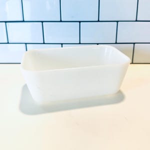 Vintage Pyrex Milk Glass Refrigerator Dish, Small Loaf Pan, Retro Pyrex White Glass Dish
