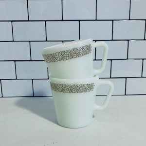Pair of Vintage Woodland Brown Floral Pyrex Mugs, Vintage Pyrex, Retro Mug, Pyrex Mugs