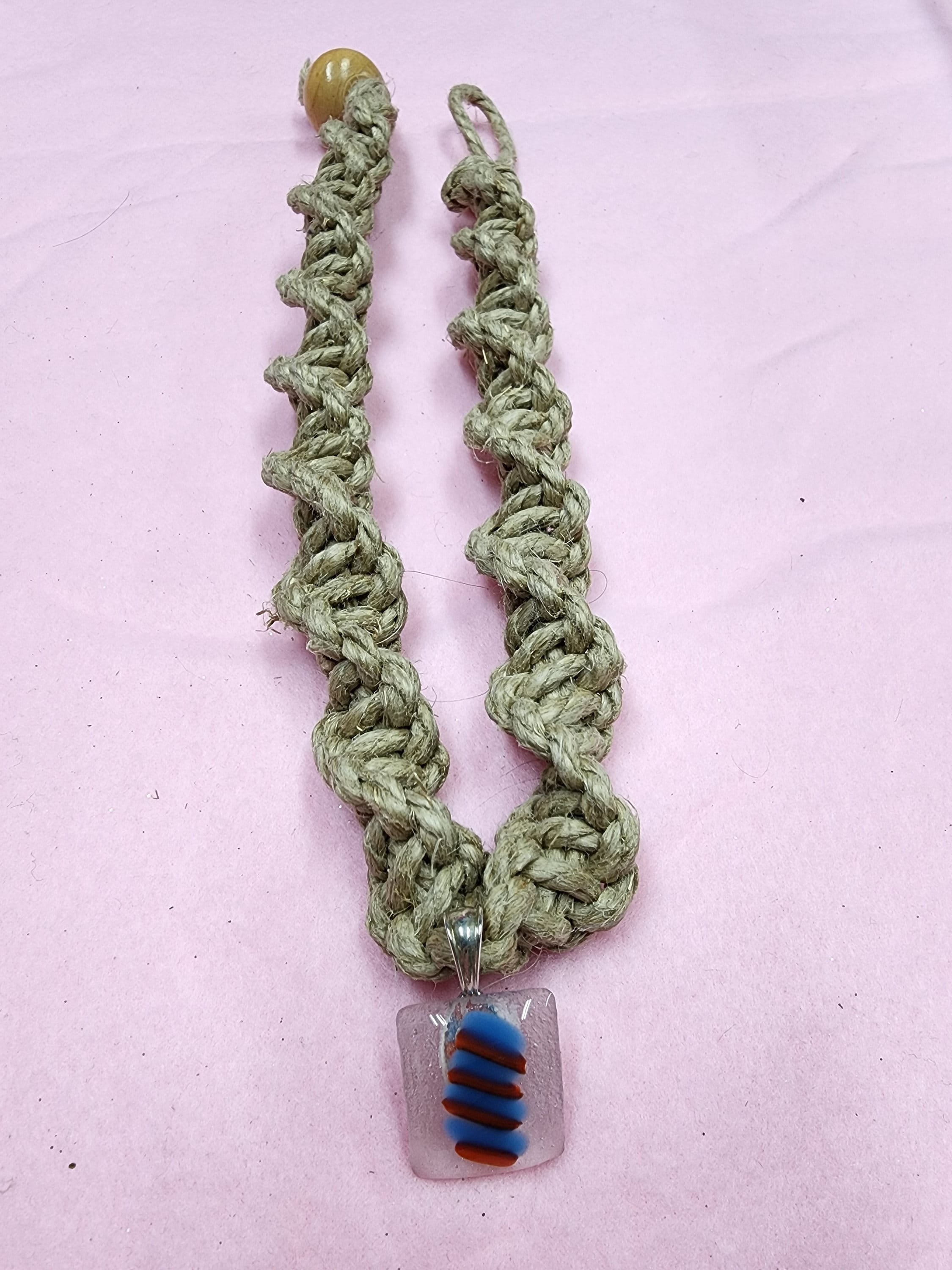 How to Make a Hemp Bracelet - YouTube