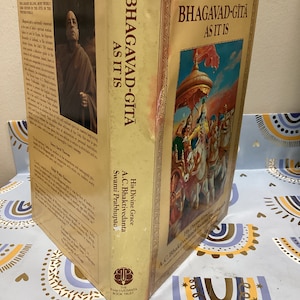 The BHAGAVARD-GITA As It Is| Vintage Abridged  Hardcover Widely Used Edition in the West Book 1976 By A.C. Bhaktivedanta Swami Praphupada vg