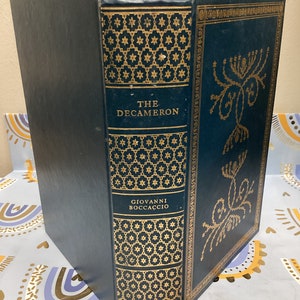 The Decameron by Giovanni Boccaccio: International Collectors Library Edition