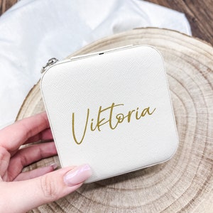 SCHMUCKBOX personalisiert, Geschenk mit Name für Freundin, Braut JGA, Trauzeugin| Schmuckkästchen Reiseschmuckbox | Geschenkidee | Muttertag