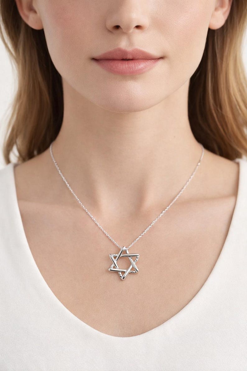 Collar con colgante de la Estrella de David en plata de ley imagen 3