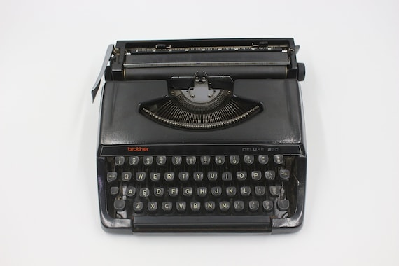 Black Brother Deluxe 220 Vintage Typewriter, Antique Typewriter