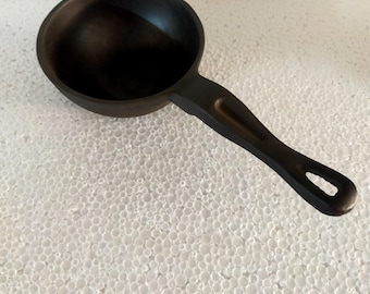 Poêle Tadka en fer avec poignée en fer : petite omblette kuzhi assaisonnée, moule en fer