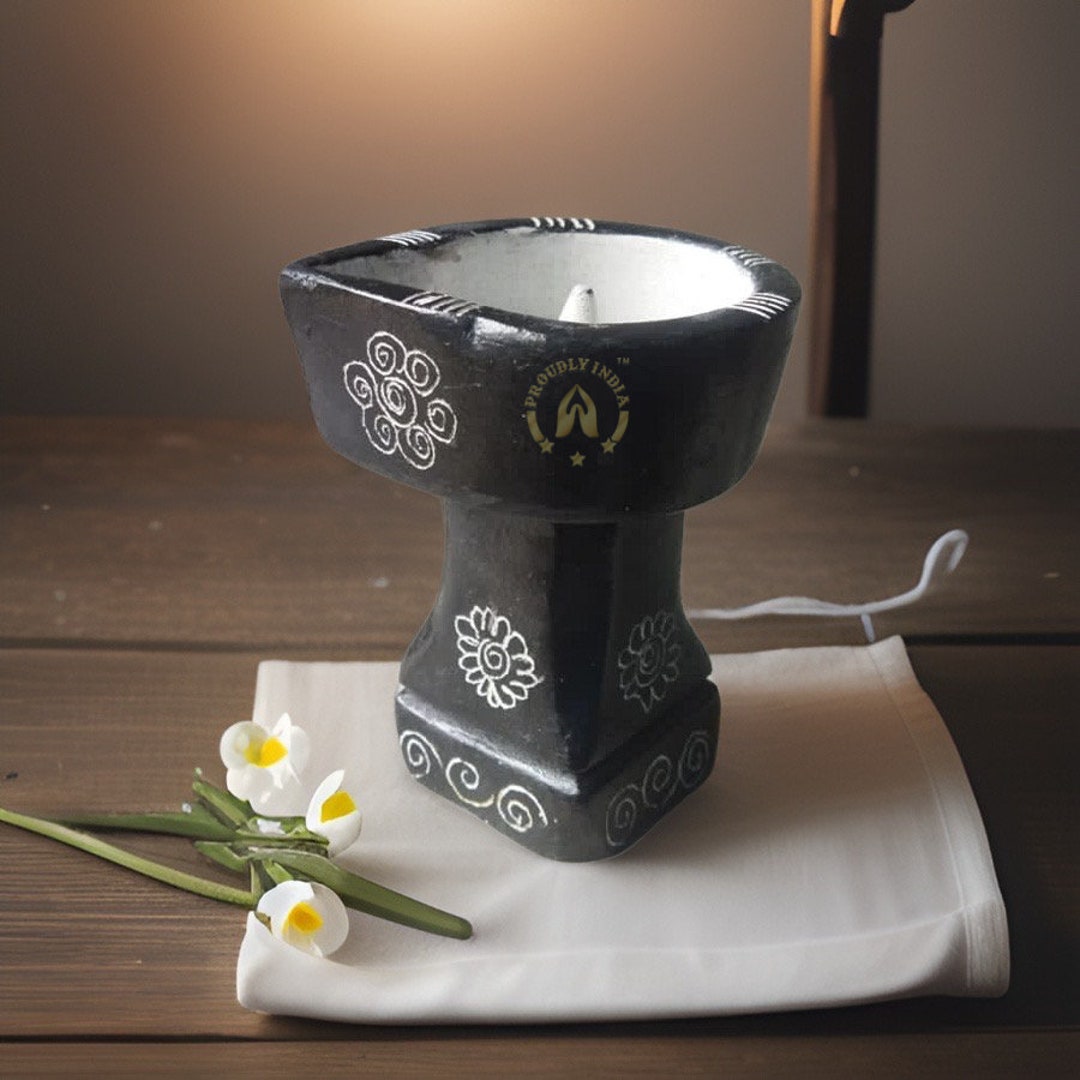 Soapstone vilakku sale