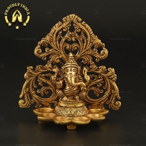 Enlighten your Diwali with Kerala Deepam - 5.1 Inch Wick Carving Ganesh Diya, Elegant Brass Aarti Diya,Kuthu Vilakku