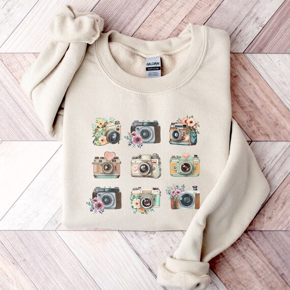 Vintage Colorful Camera T-Shirt Gift For Photographer Vintage Colorful Camera T-Shirt Gift For Photographer