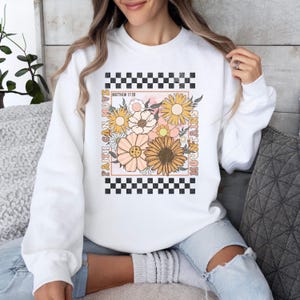 Faith Can Move Mountains Sweatshirt Faith Christian Gift,Bible Verse Jesus Hoodie,Checkered Floral Crewneck,Minimal Christian T-Shirt